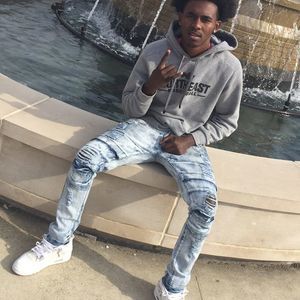 Meet your Posher, Denario